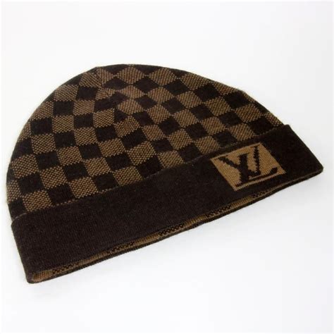 louis vuitton skully hat.